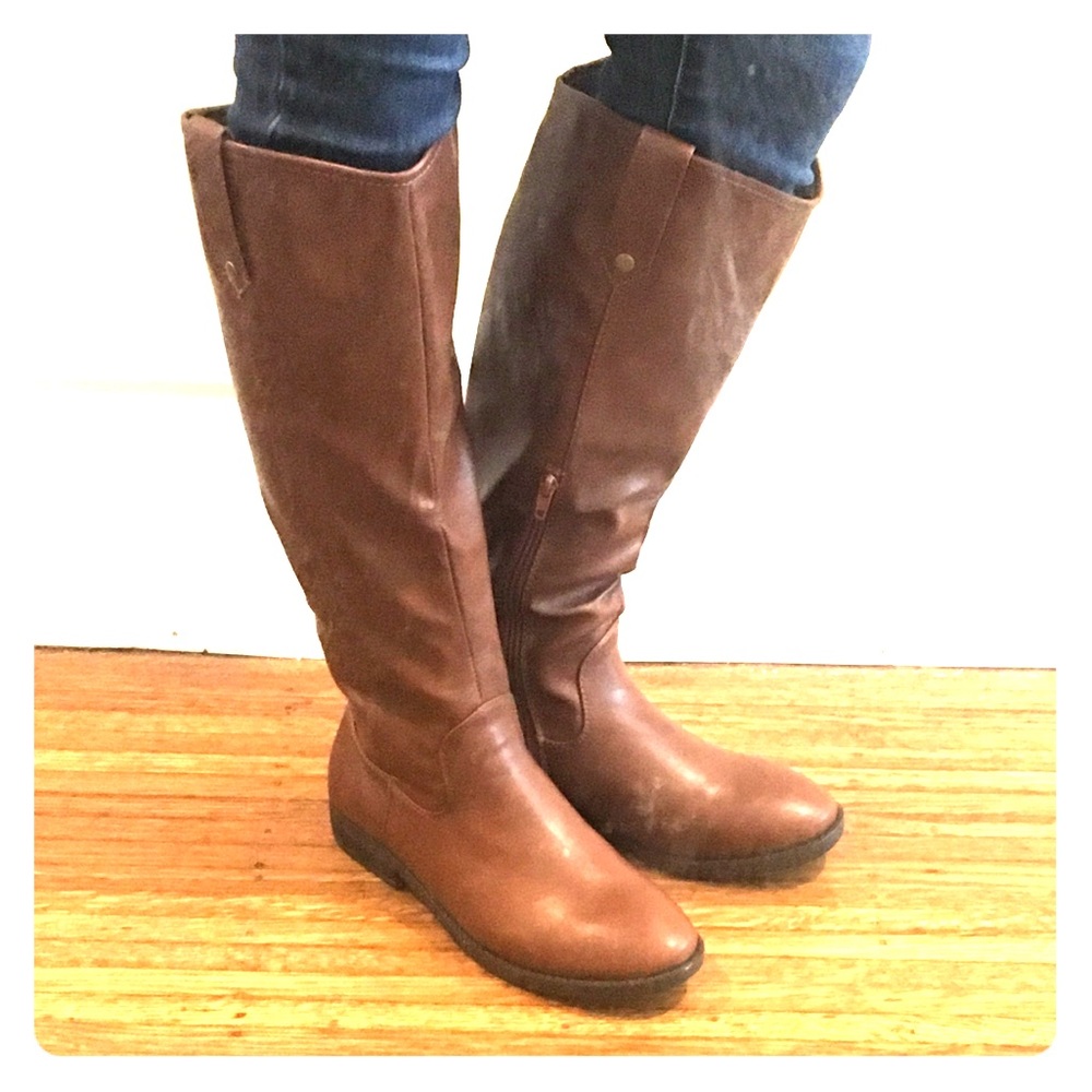 Cognac Boots Size: 7.5 (New)
